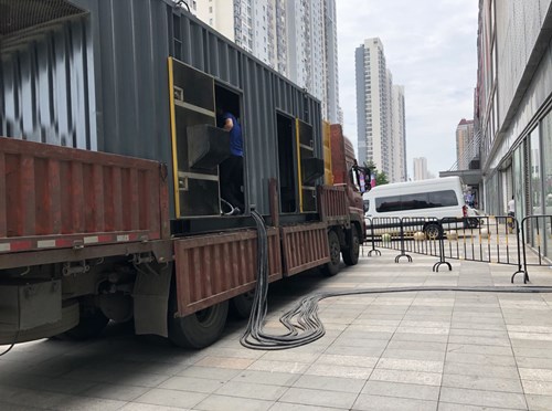 修水低温环境下，柴油发电机组电池充满电的具体时间受哪些因素影响？